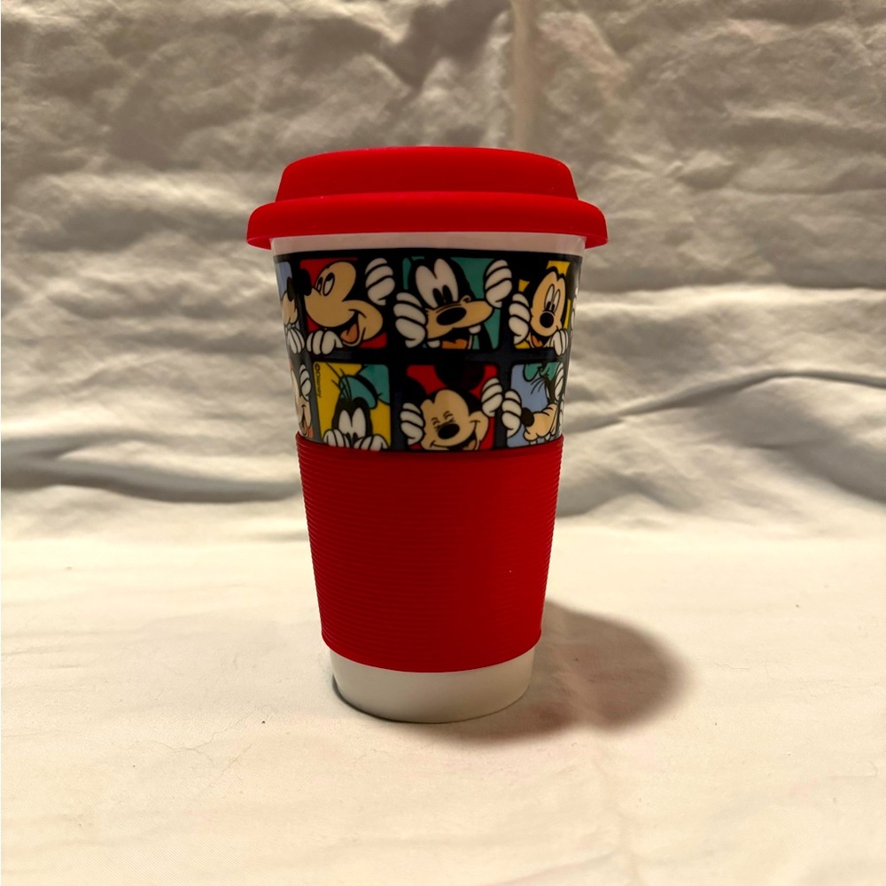 NWOT Disney Ceramic Coffee Cup/Mug With Silicone Kid